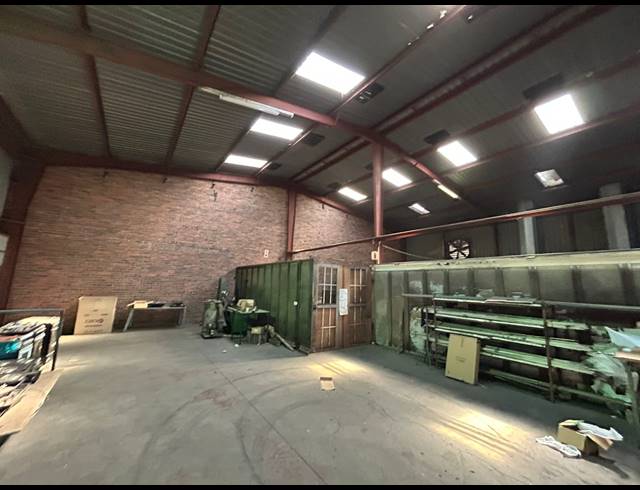 6,225M² WAREHOUSE TO LET IN CHLOORKOP